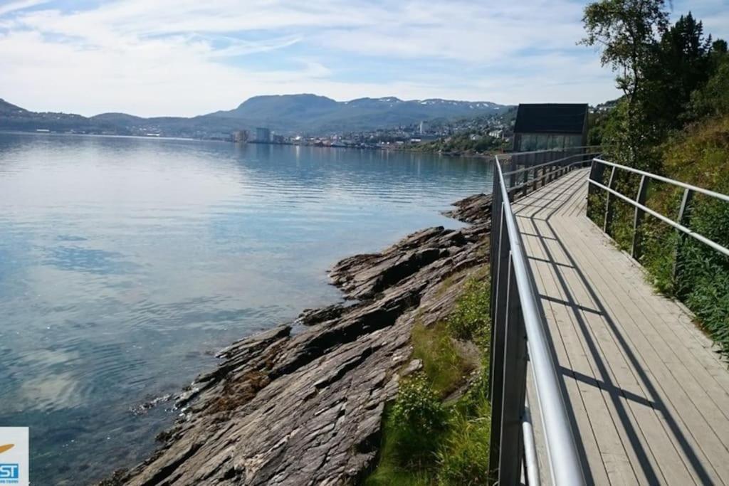 Apartmán Hel Utleieleilighet I Harstad Exteriér fotografie